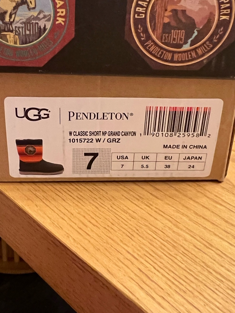 Pendleton UGG Orange, Navy & Brown women’s Boot - Picture 8 of 8